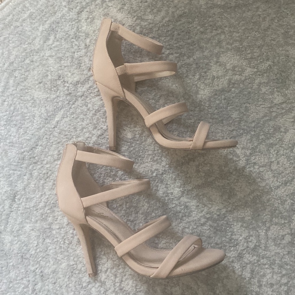 nude heels
